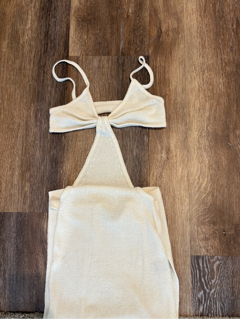 SALTY WEEKEND: Ivory Knit Knot Dress